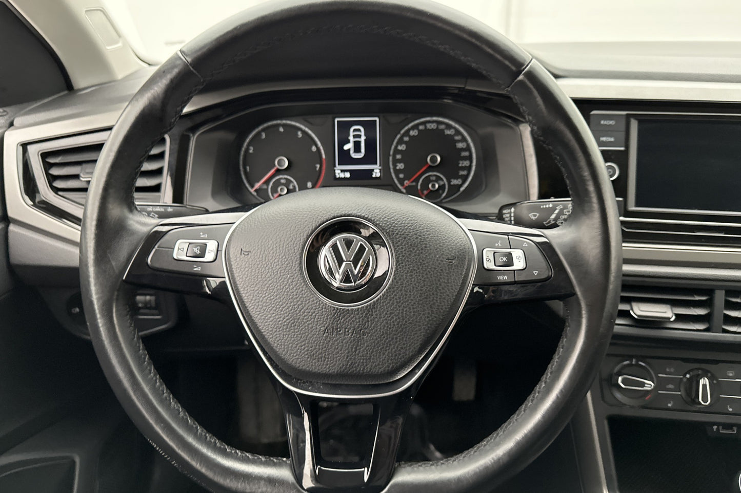 Volkswagen Polo TSI 95hk Bluetooth Välservad Låg-Årsskatt