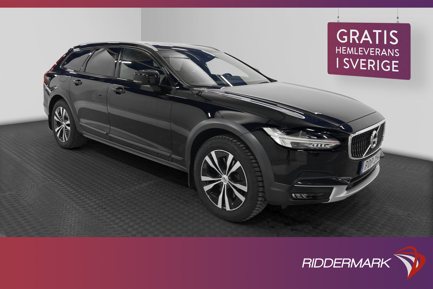 Volvo V90 Cross Country D4 200hk AWD Momentum D-Värm VOC H/K