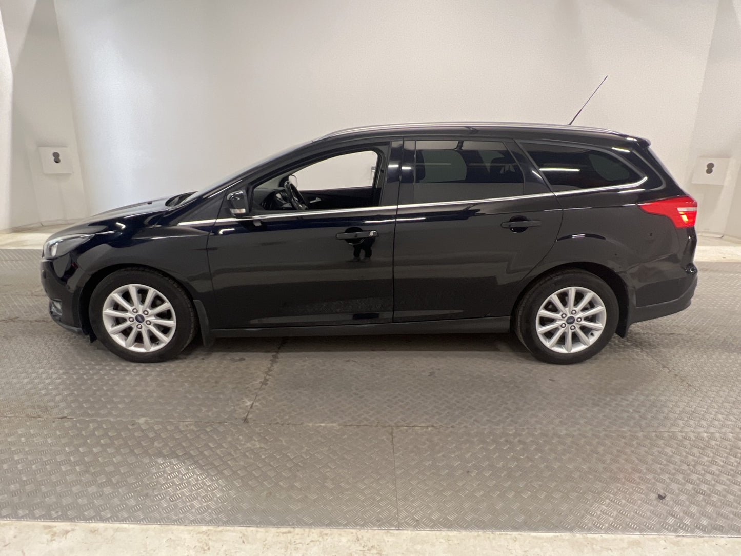 Ford Focus 1.6 TDCi 115hk B-Kamera 0.45L/Mil Nyservad