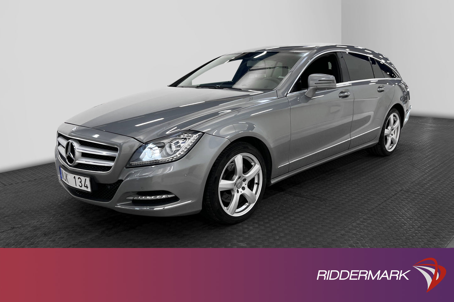 Mercedes-Benz CLS 250 CDI 204hk D-värm Skinn P-sensorer Navi