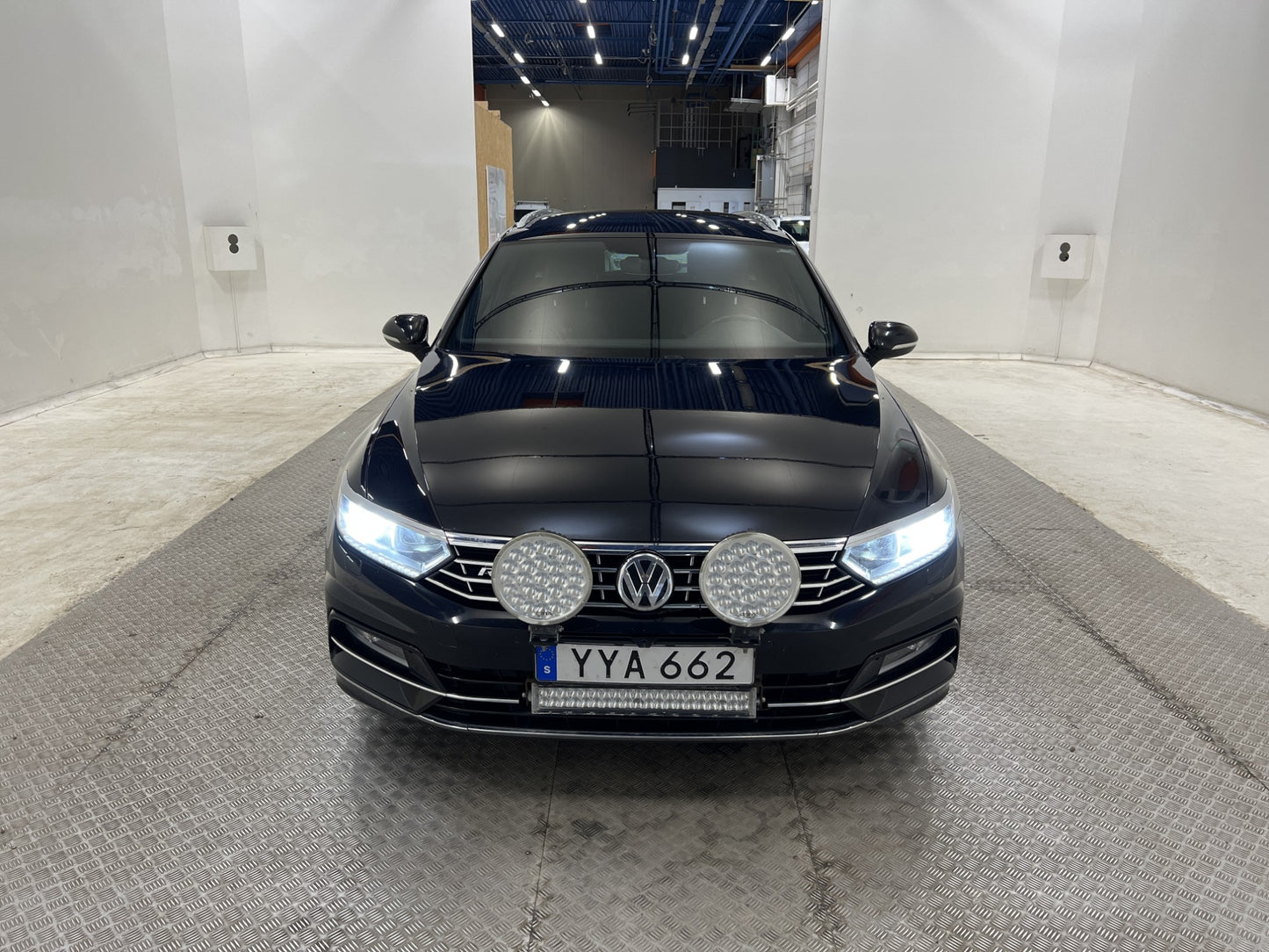 Volkswagen Passat 2.0 TDI 4M 240hk Full R-line Cockpit B-kam