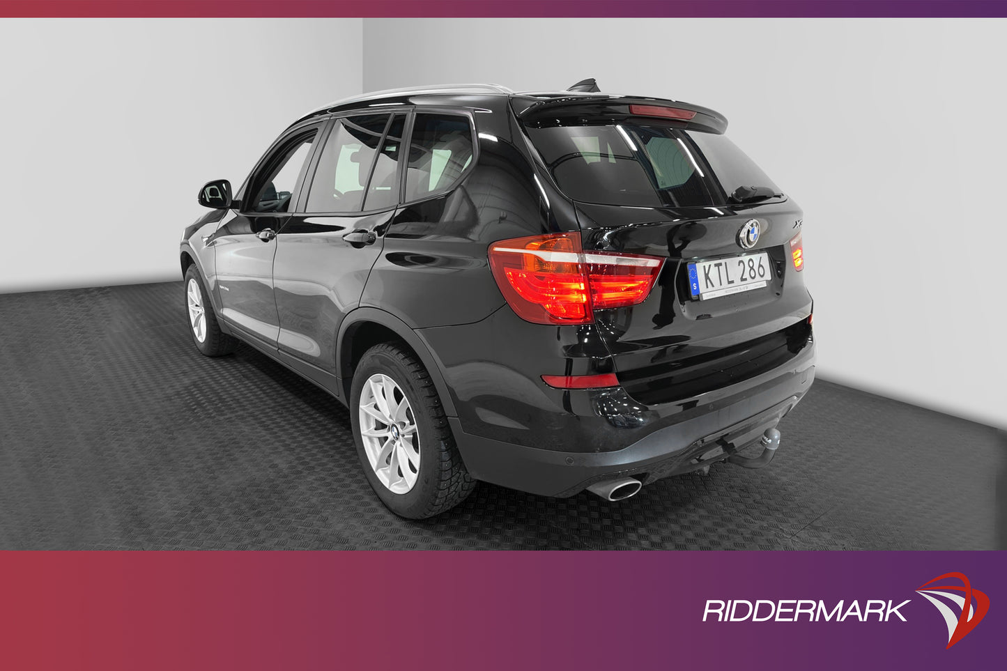 BMW X3 xDrive20d 190hk Navi Halvskinn Sensorer Drag Välserv