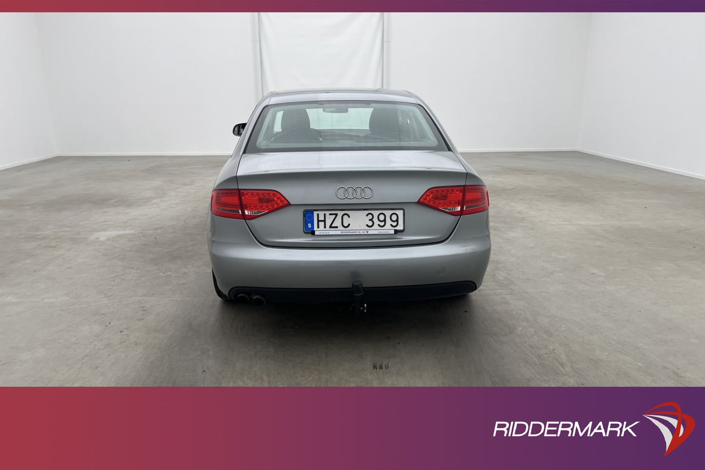 Audi A4 Sedan 2.0 TDI Quattro 143hk Dragkrok Välservad