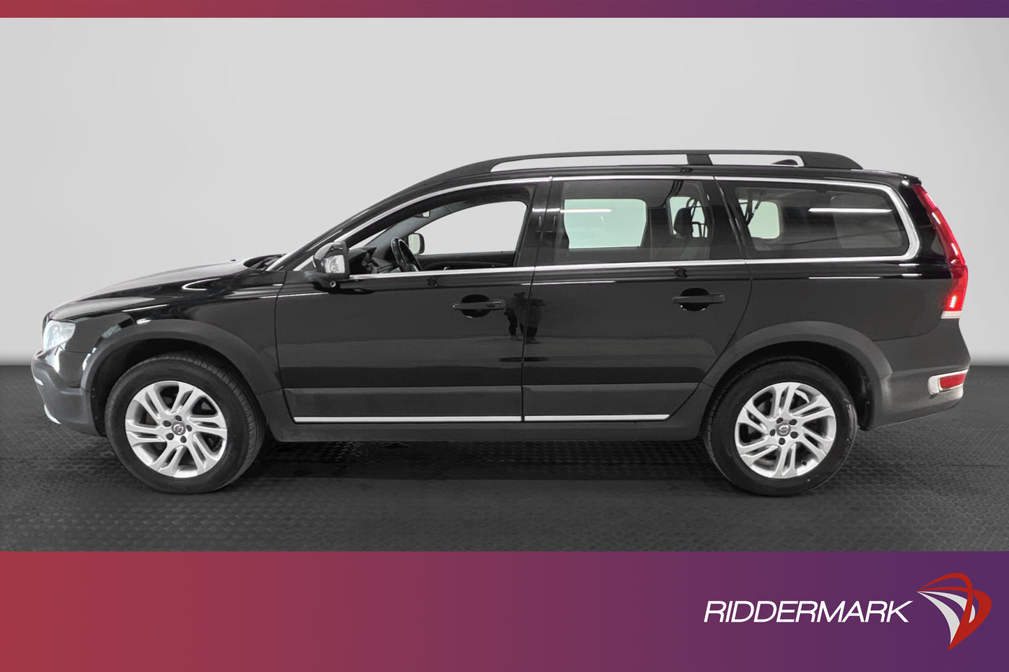 Volvo XC70 D4 AWD 181hk Momentum Värmare Taklucka Drag Navi