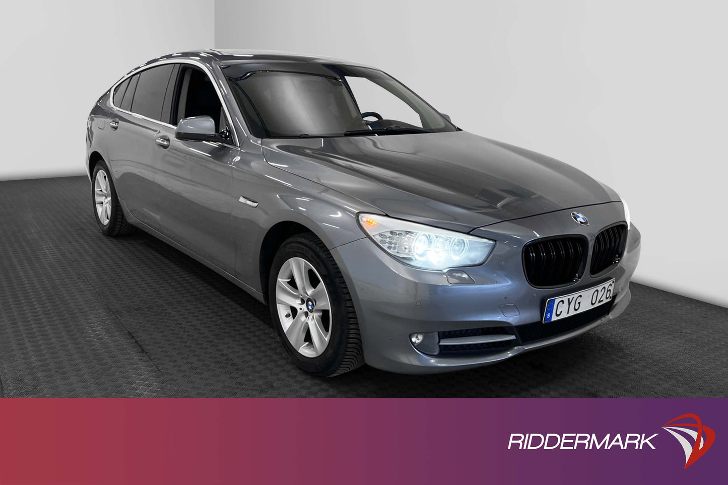 BMW 530 GT xDrive 245hk Pano Navi Skinn HUD Sensorer