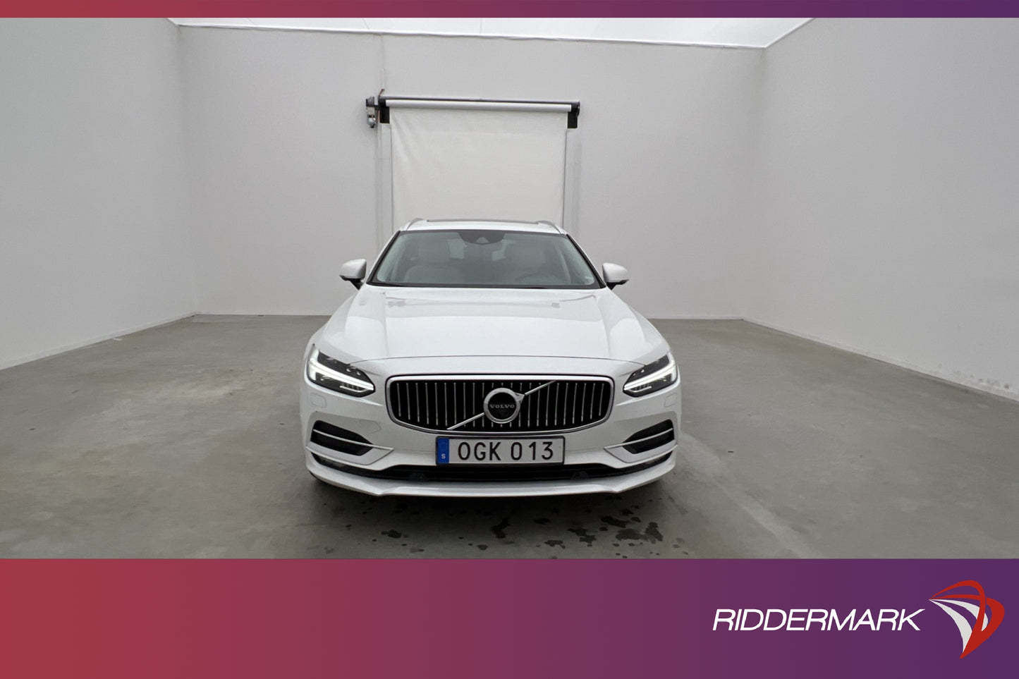 Volvo V90 D4 190hk Inscription Pano HuD 360 Kamera BLIS