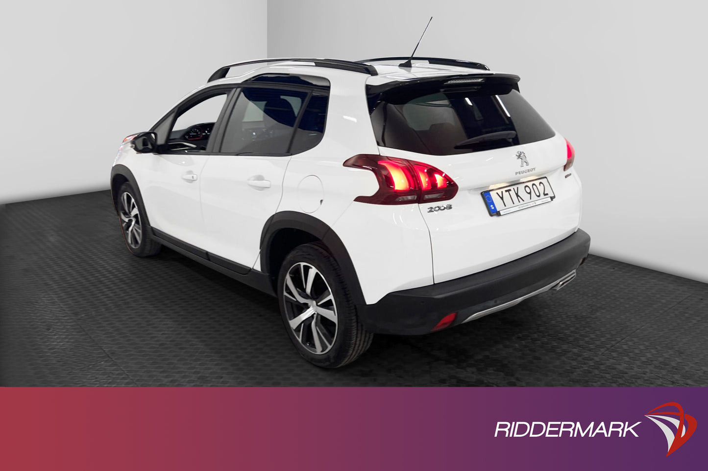 Peugeot 2008 1.2 e-THP GT Line Panorama Sportsäten Automat