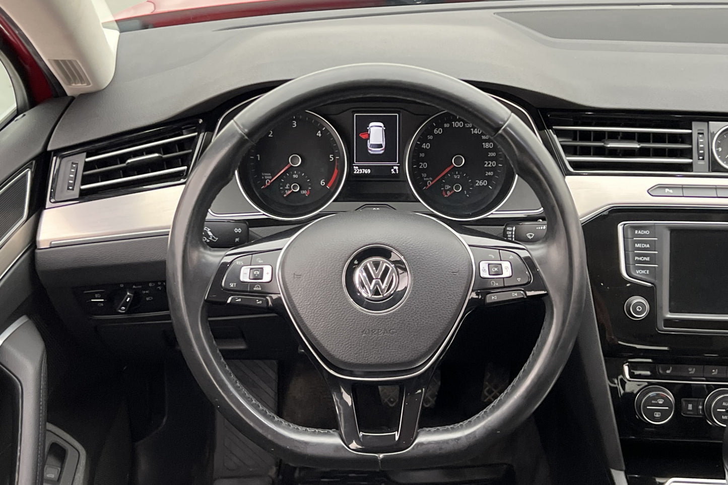 Volkswagen Passat TDI 4M 190hk GT Värm Kamera CarPlay Drag