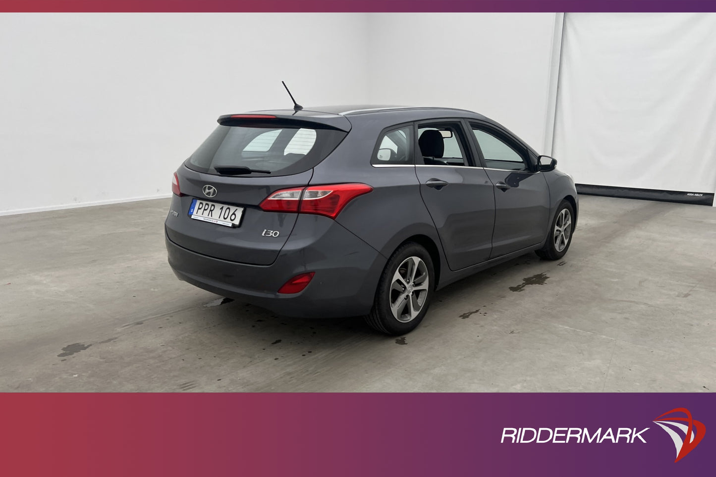 Hyundai i30 GDI 135hk Kombi Automat Rattvärme 9683 Mil