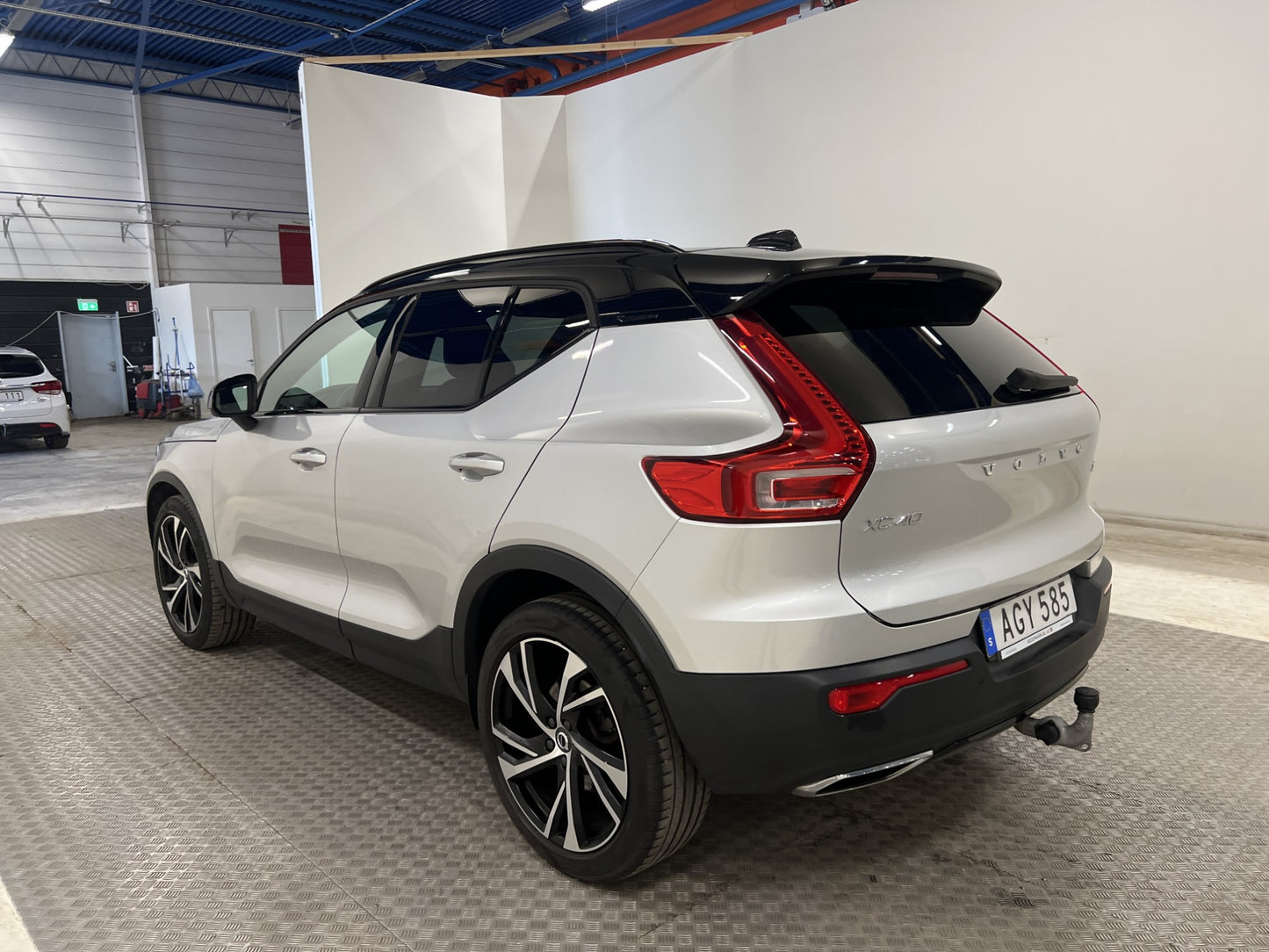 Volvo XC40 T4 190hk R-Design Panorama VOC Drag 0.56L/Mil