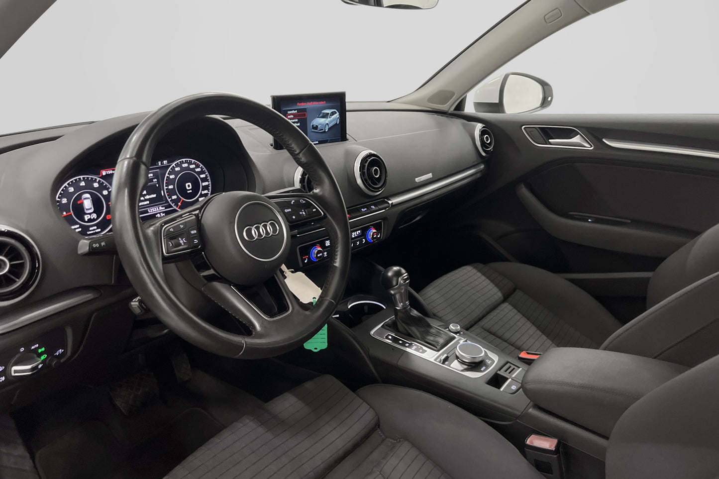 Audi A3 Sportback 1.0 TFSI S Tronic Cockpit Navi Låg skatt