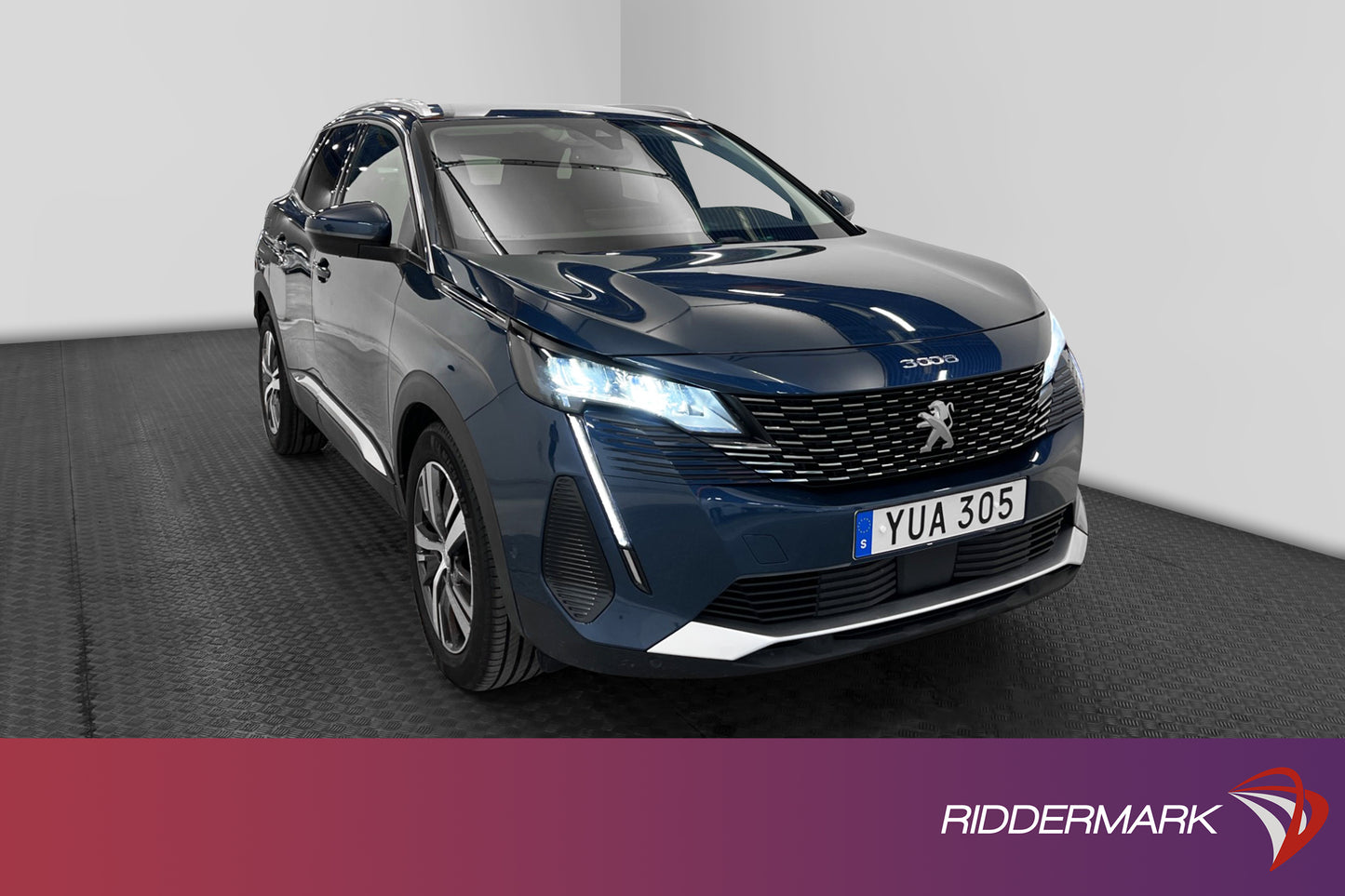 Peugeot 3008 SUV 1.2 130hk Allure Kamera Navi PDC Välservad