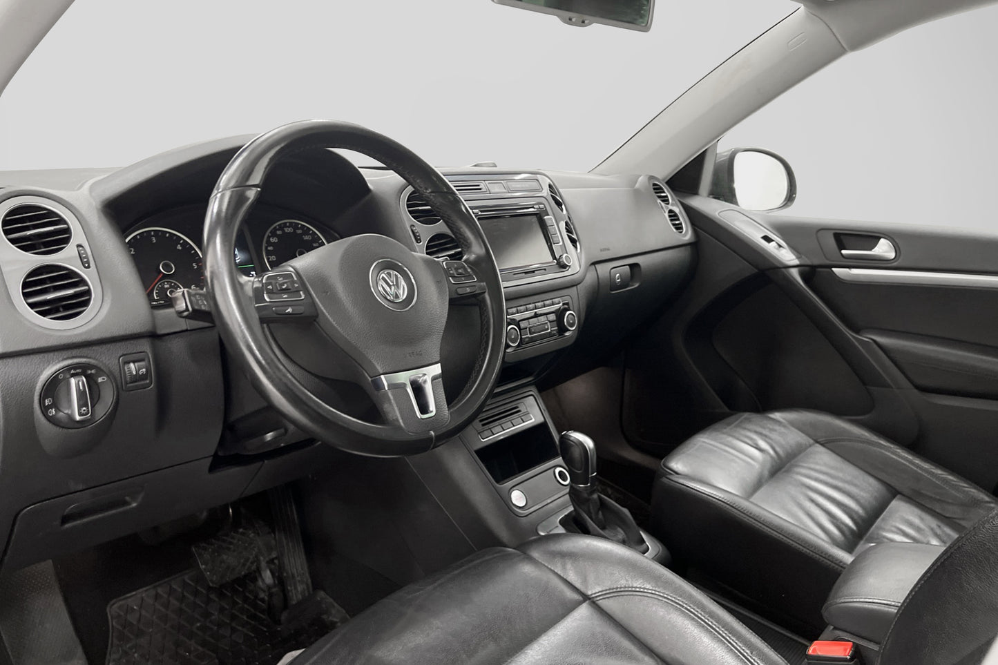 Volkswagen Tiguan 2.0 TDI 4M 177hk Premium D-värm Pano Skinn