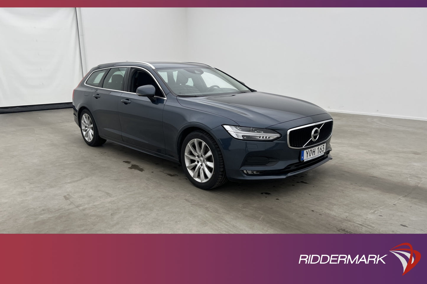 Volvo V90 D4 AWD 190hk Momentum VOC P-Värm Sensorer Drag