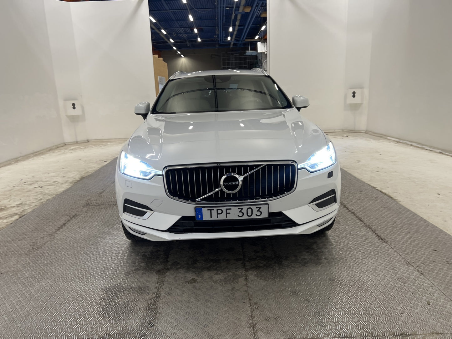 Volvo XC60 D4 AWD 190hk Inscription VOC D-värm Drag Keyless