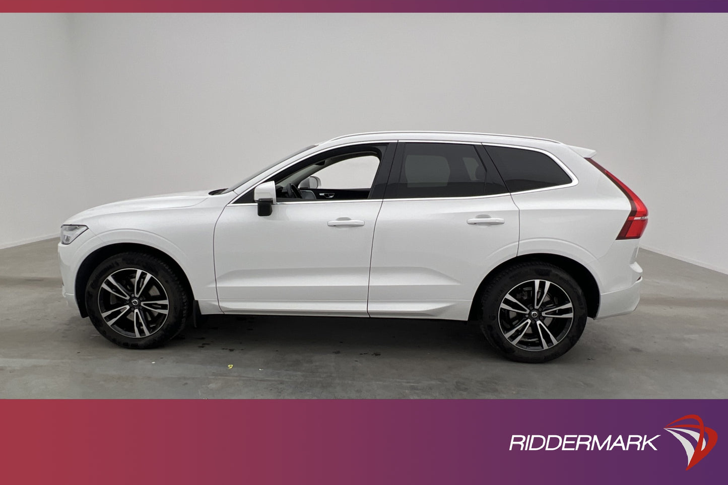 Volvo XC60 T5 AWD 250hk Advanced Edt B&W VOC Värmare Keyless