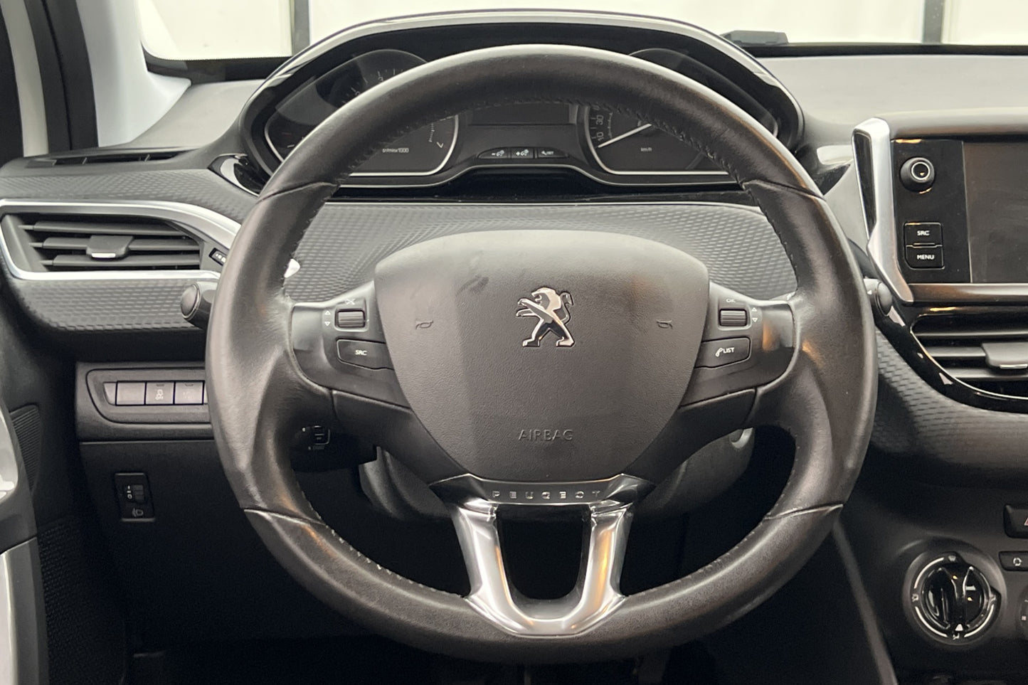 Peugeot 2008 e-THP Automat 110hk Active Bluetooth Välserv