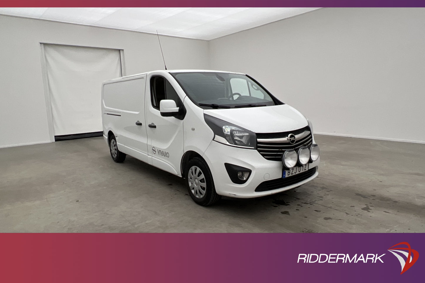 Opel Vivaro 1.6CDTI Värmare Dragkrok B-Kamera Moms 1-Ägare