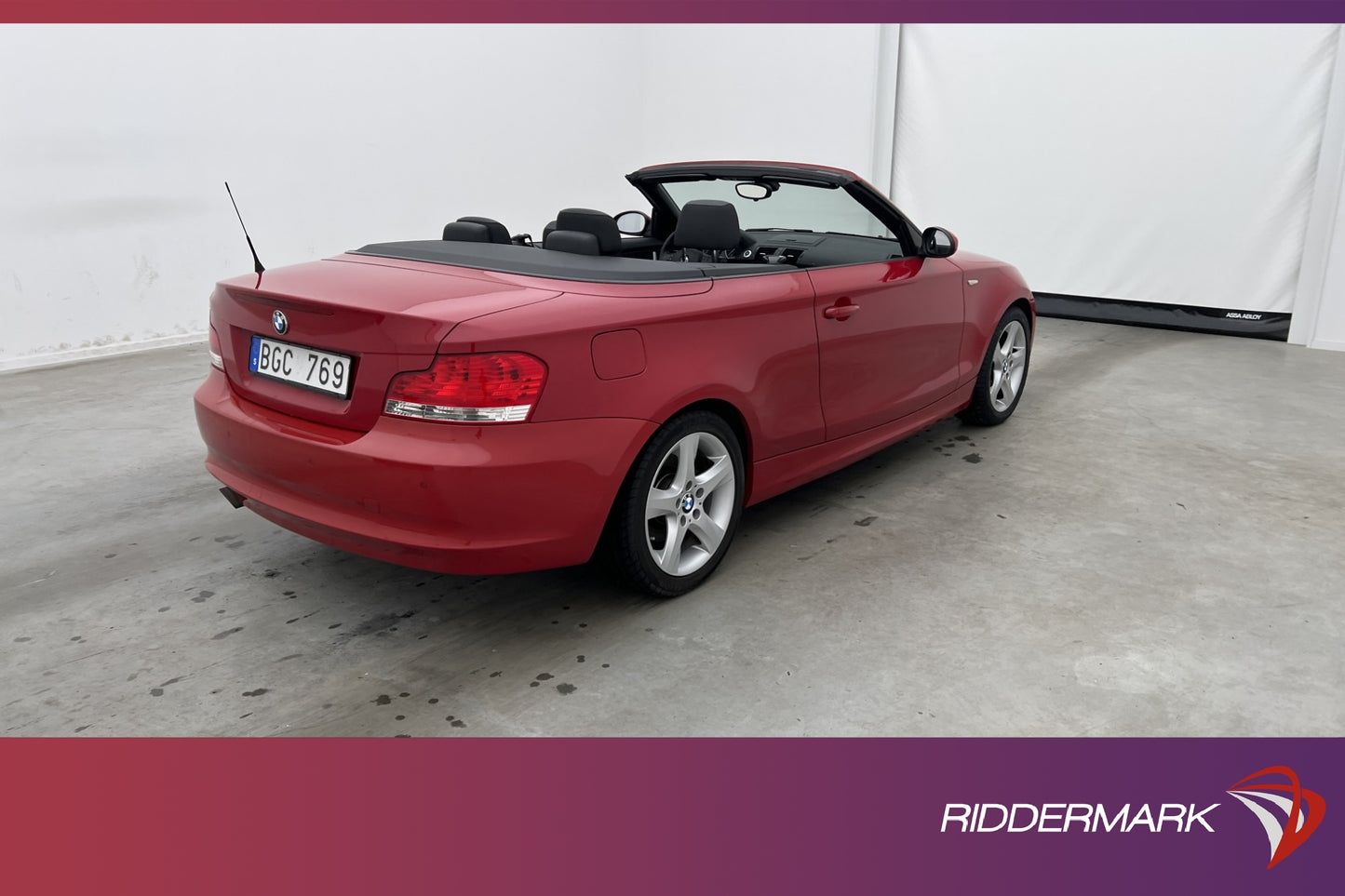 BMW 120i Cabriolet Advantage Sensorer Halvskinn Välservad