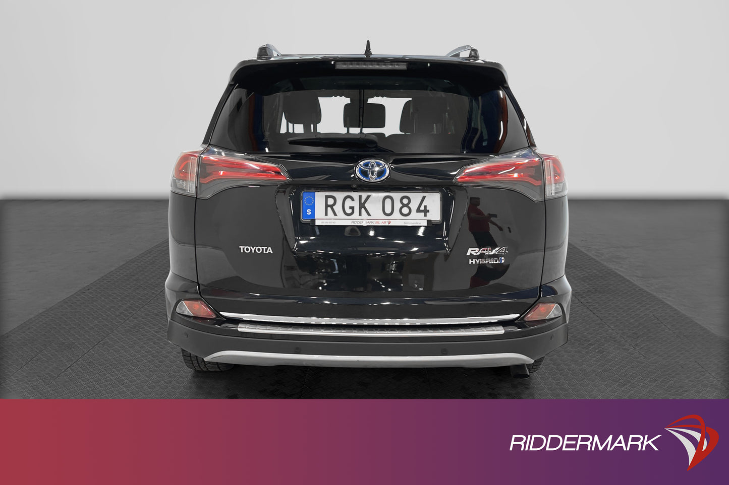 Toyota RAV4 Hybrid AWD Executive Skinn 360° Kamera 1 brukare