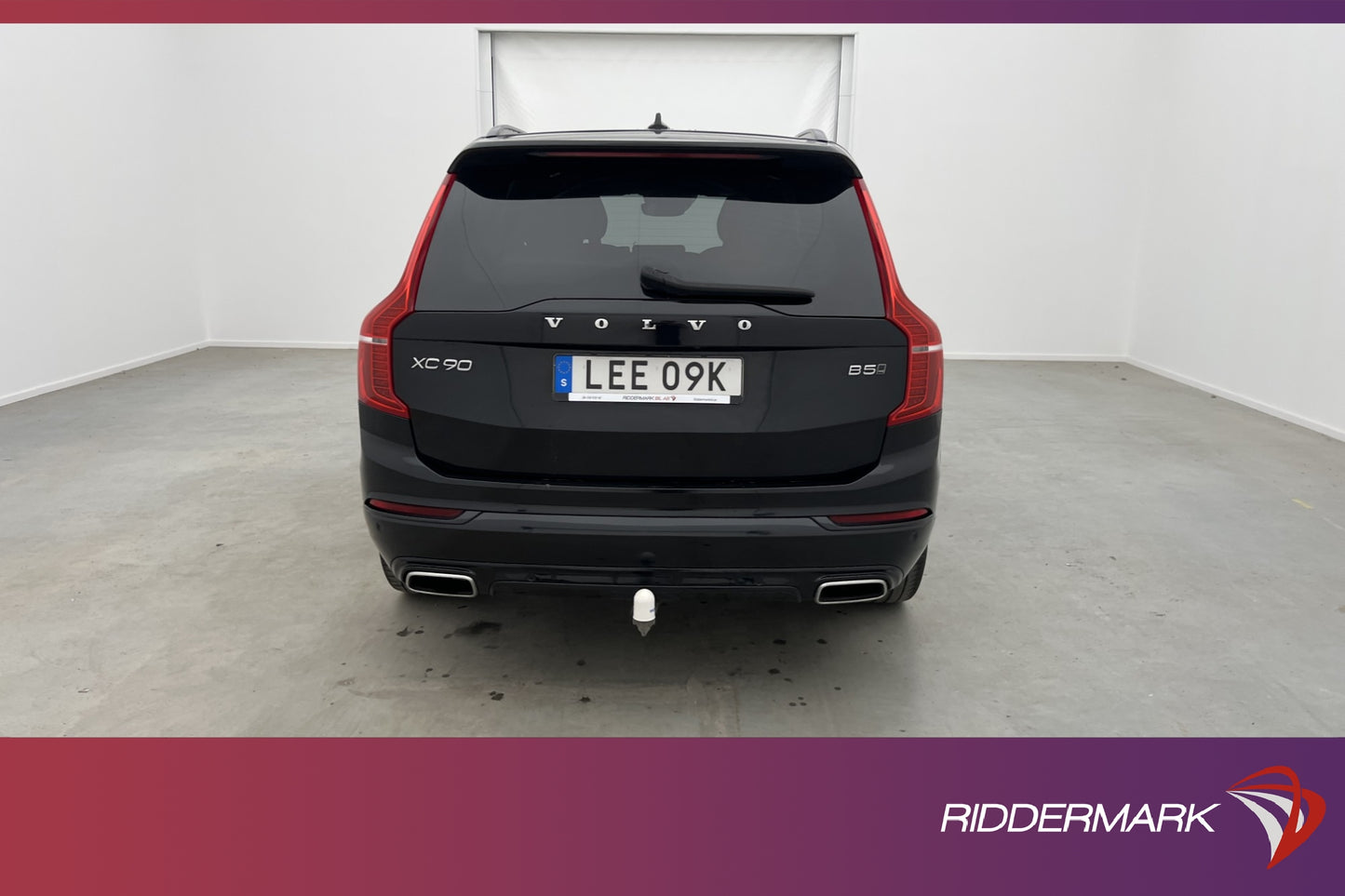 Volvo XC90 B5 AWD R-Design 7-Sits VOC Luft Pano B&W HUD Drag