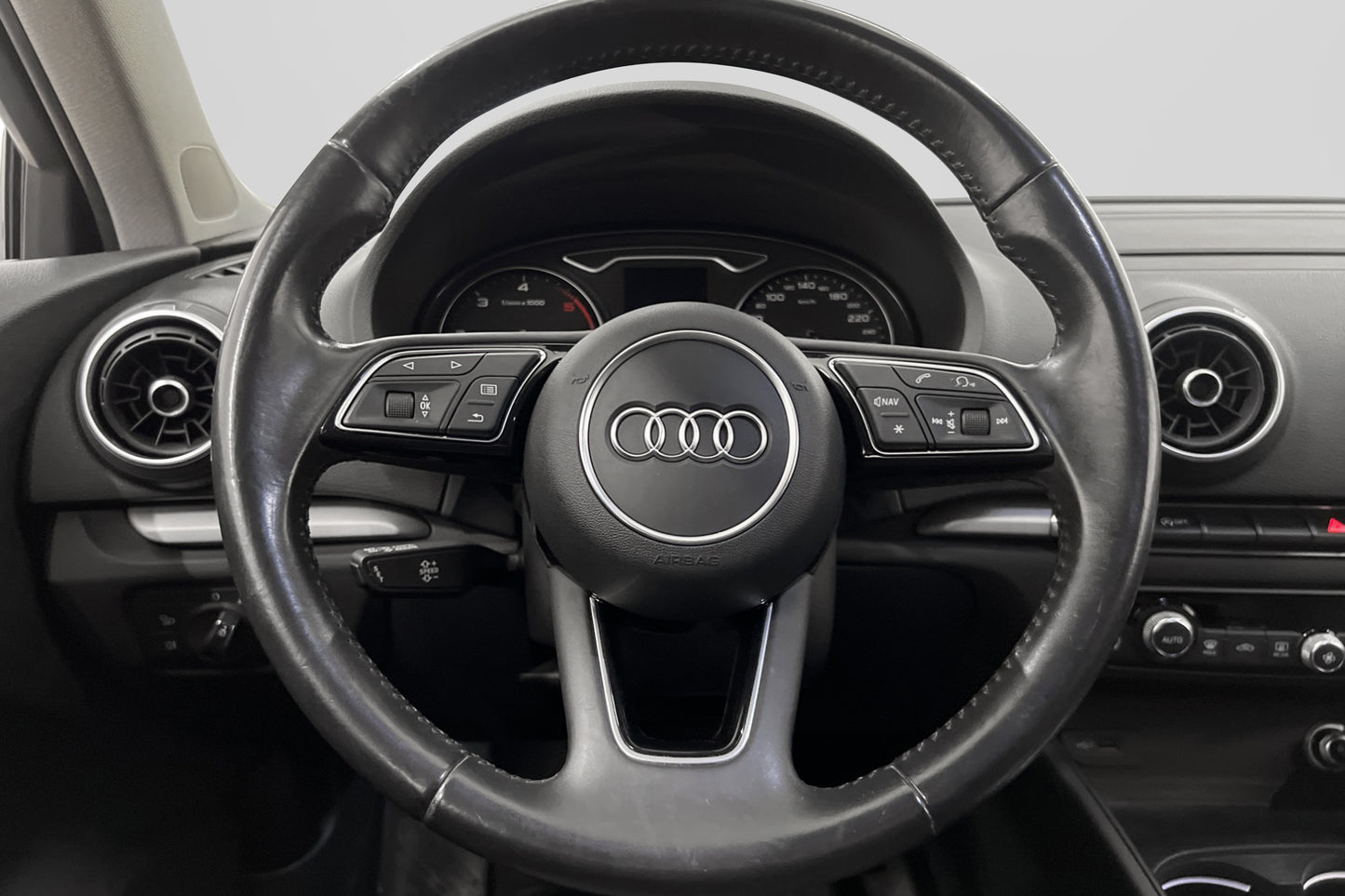 Audi A3 Sportback 1.6 TDI 110hk Comfort *Nyservad* CarPlay