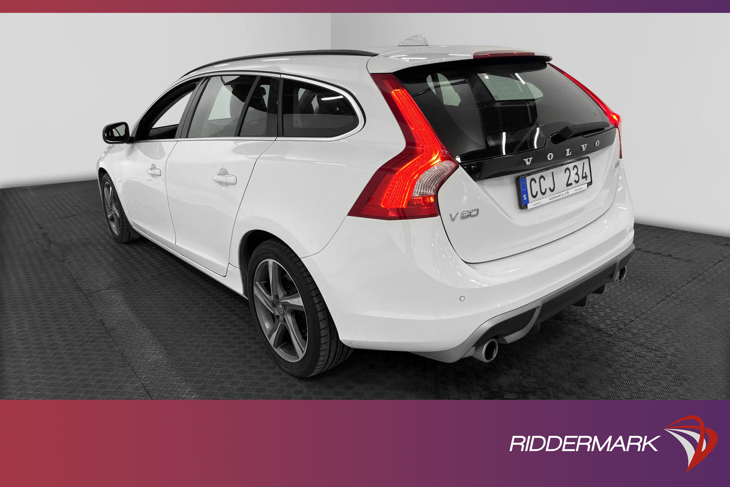 Volvo V60 D3 163hk R-Design D-värm Skinn Nyservad