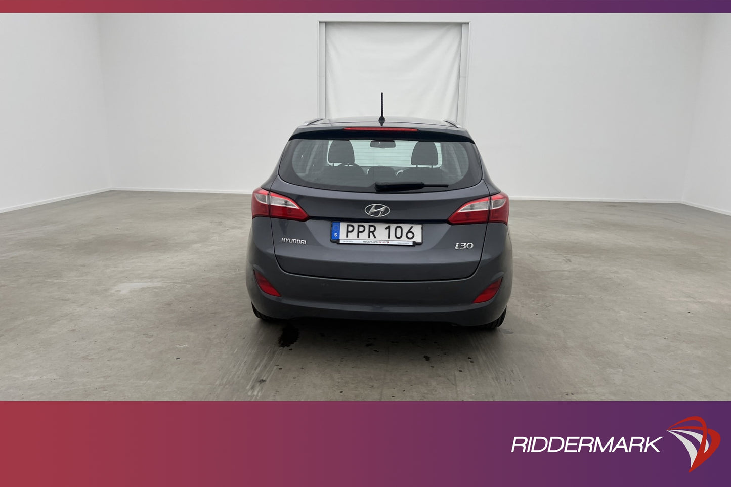 Hyundai i30 GDI 135hk Kombi Automat Rattvärme 9683 Mil