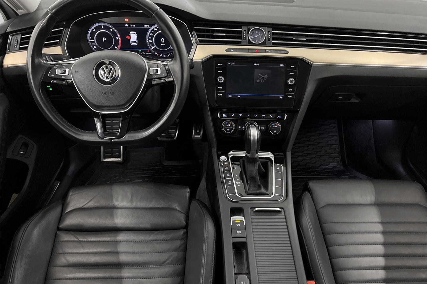 Volkswagen Passat Alltrack 4M 190hk Executive Cockpit D-värm