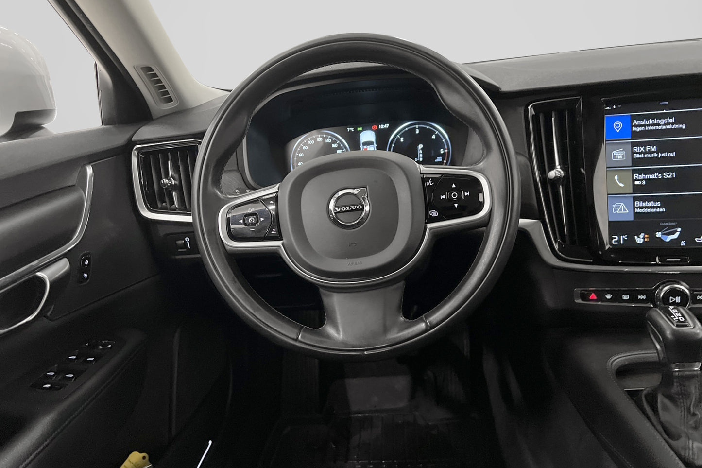 Volvo V90 Cross Country D4 AWD Momentum D-värm VOC 0.65l/mil