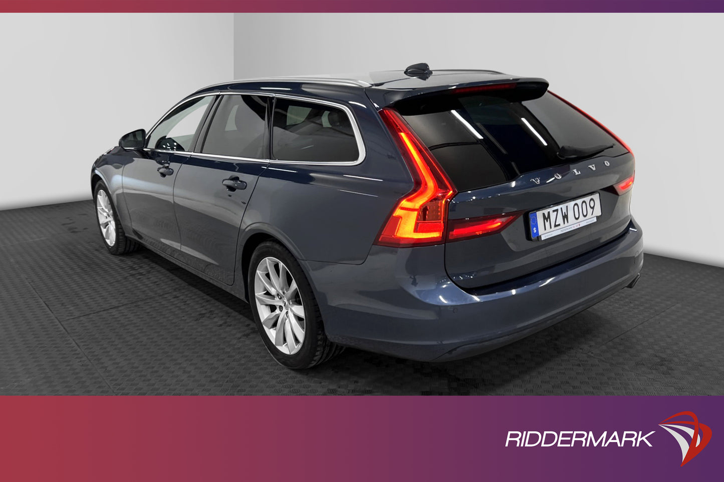 Volvo V90 D3 150hk Momentum Adv VOC Värm Rattvärme Navi