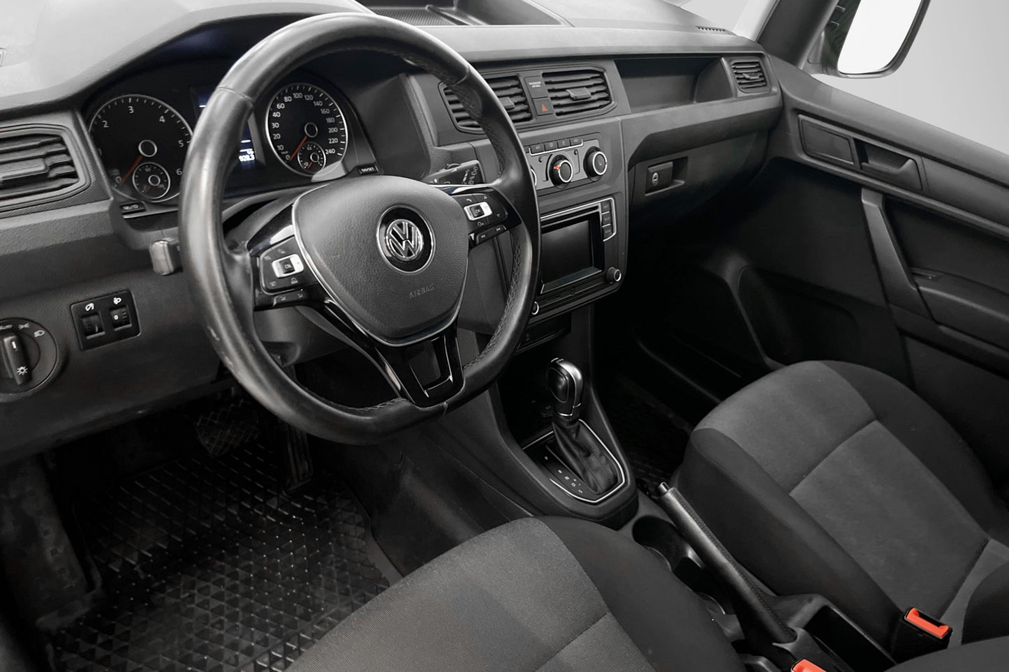 Volkswagen Caddy Maxi 2.0TDI DSG Värmare Dragkrok Moms