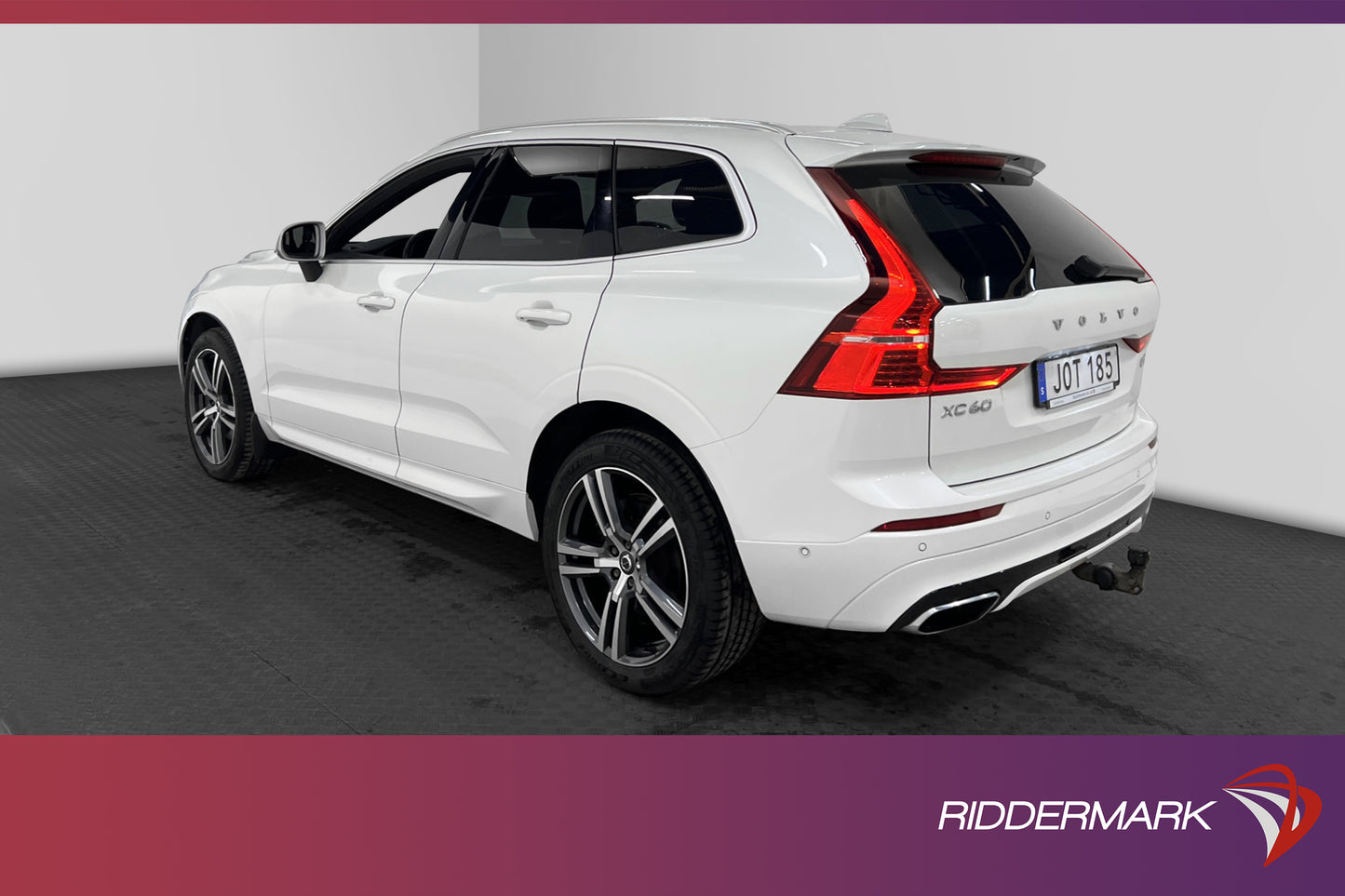 Volvo XC60 D5 AWD R-Design VOC Pano Drag 360° Pdc Blis 235hk