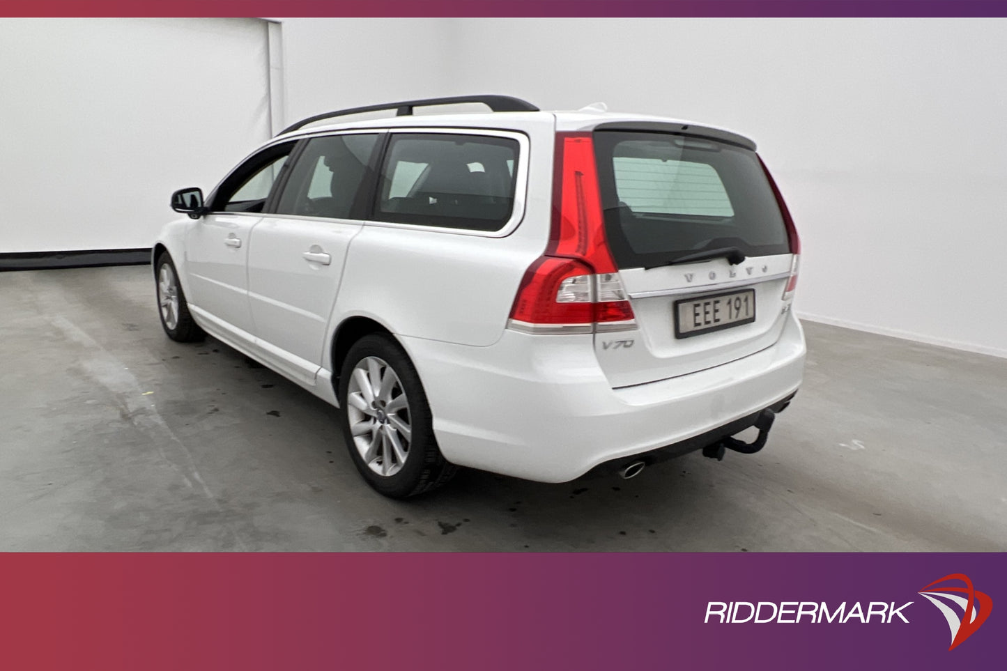 Volvo V70 D4 AWD Momentum VOC Värmare BLIS Drag Välservad