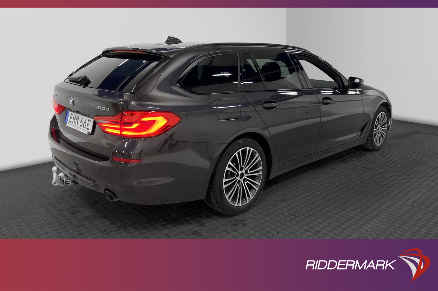 BMW 520d Touring xDrive 190hk Navi Kamera Sensorer Drag