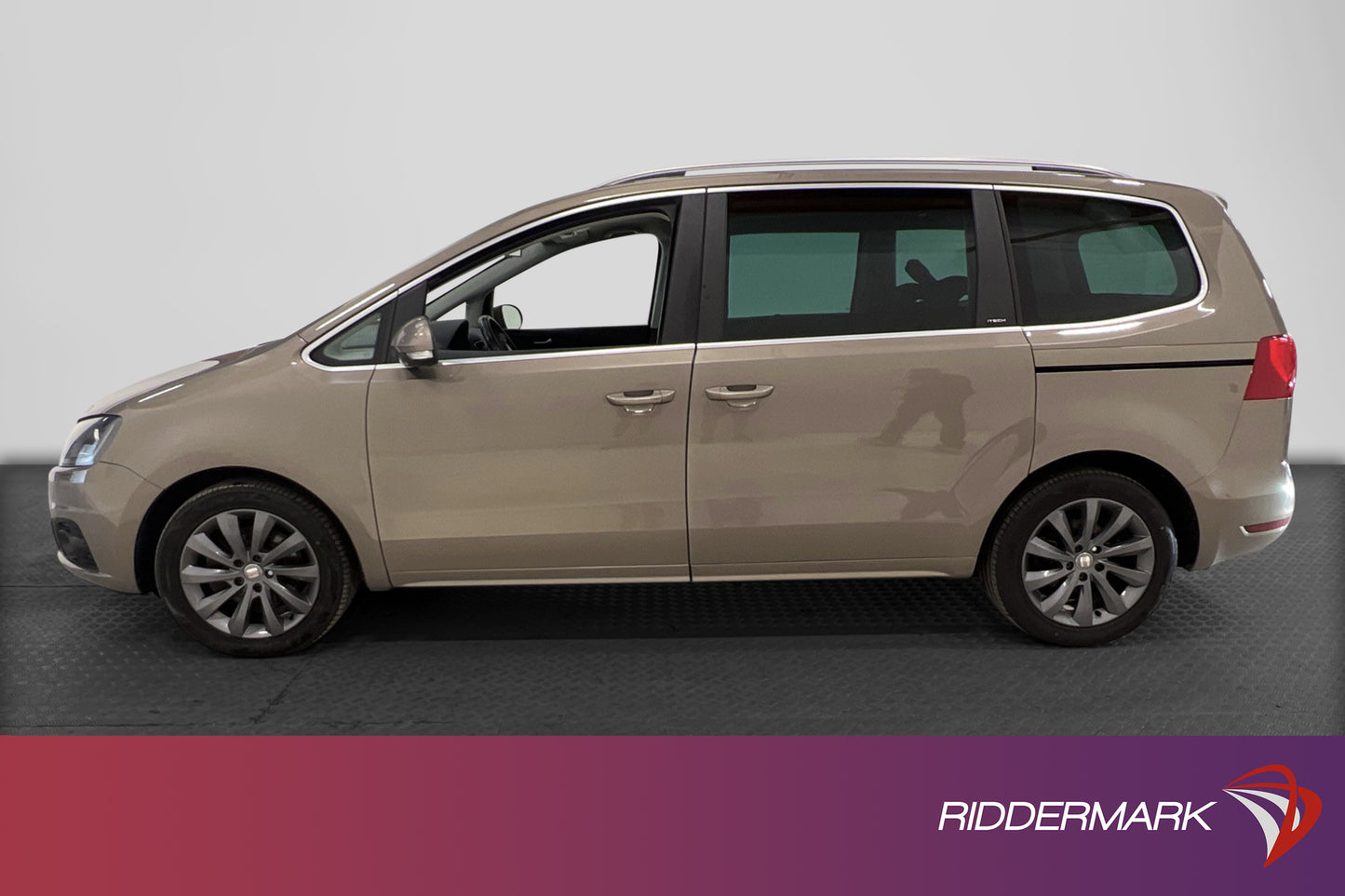 SEAT Alhambra 1.4 TSI 150hk Style 7-sits Drag Kamera Välserv