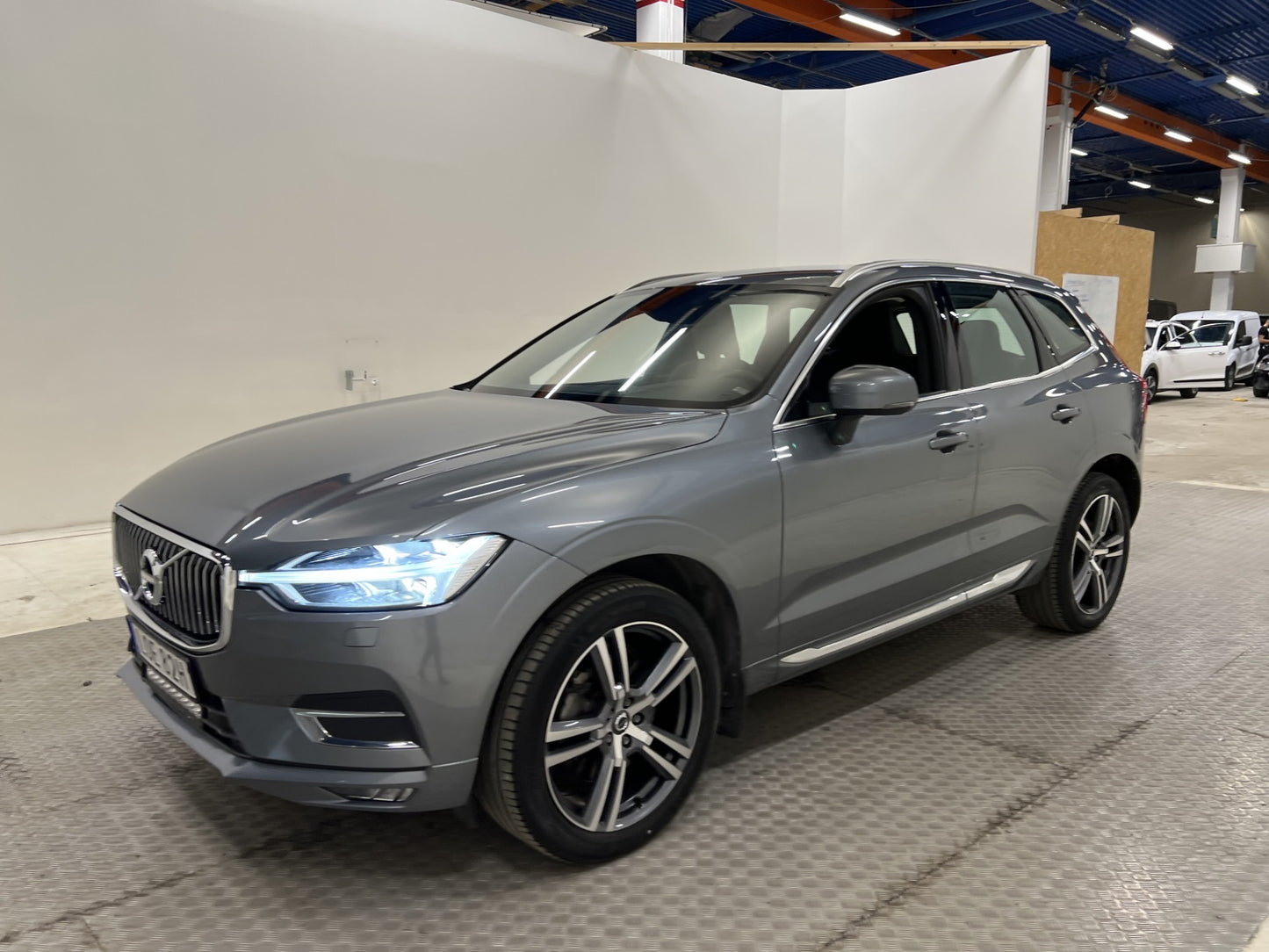 Volvo XC60 B4 AWD 197hk Inscription VOC Kamera Orrefors MOMS