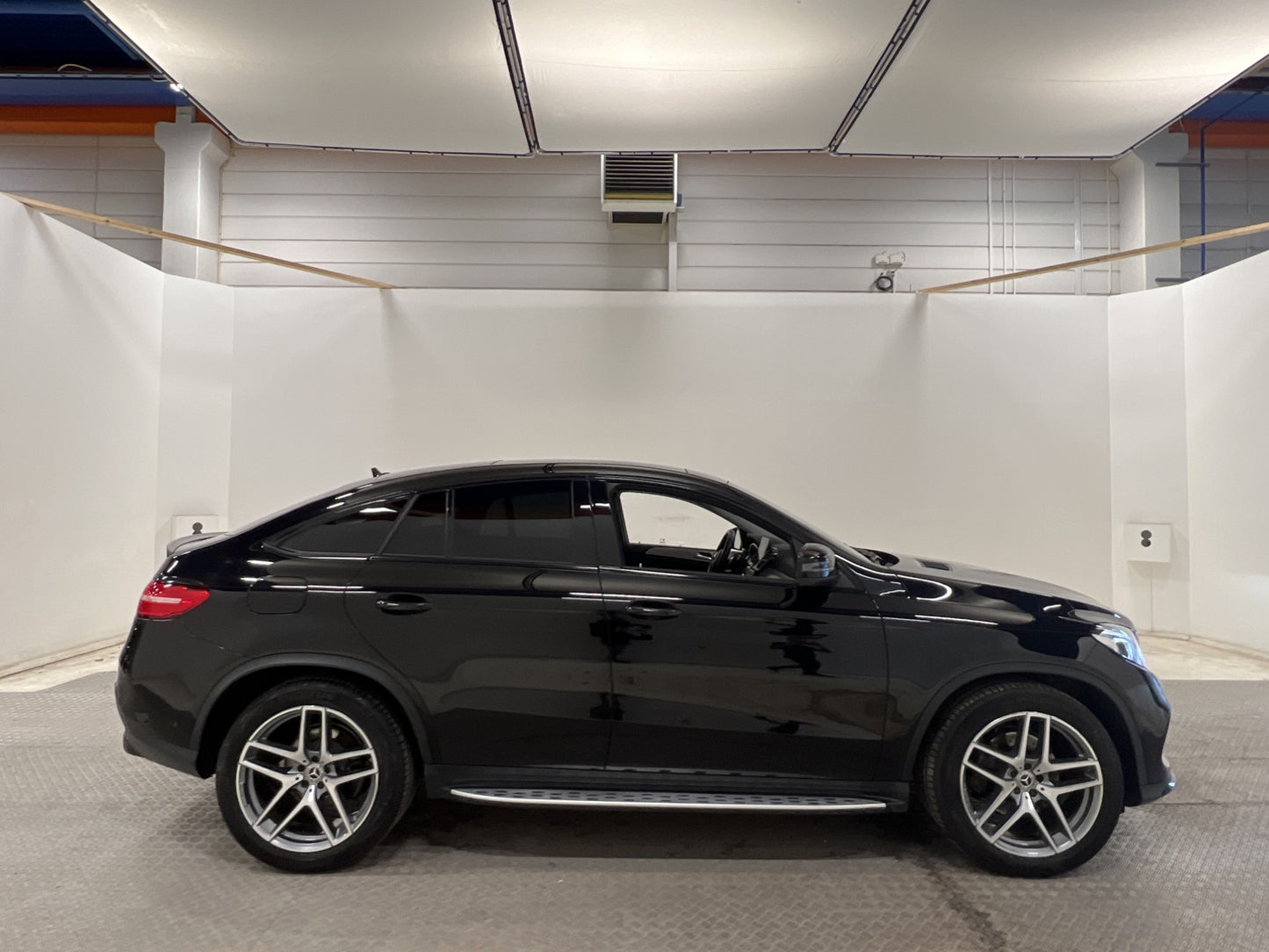 Mercedes-Benz GLE 350 d 4M 258hk AMG Pano Värm H/K 360° Luft