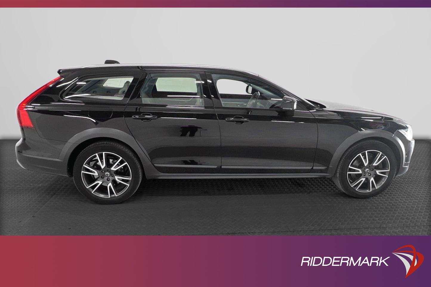 Volvo V90 Cross Country D5 AWD Inscription Dvärm VOC HuD 360