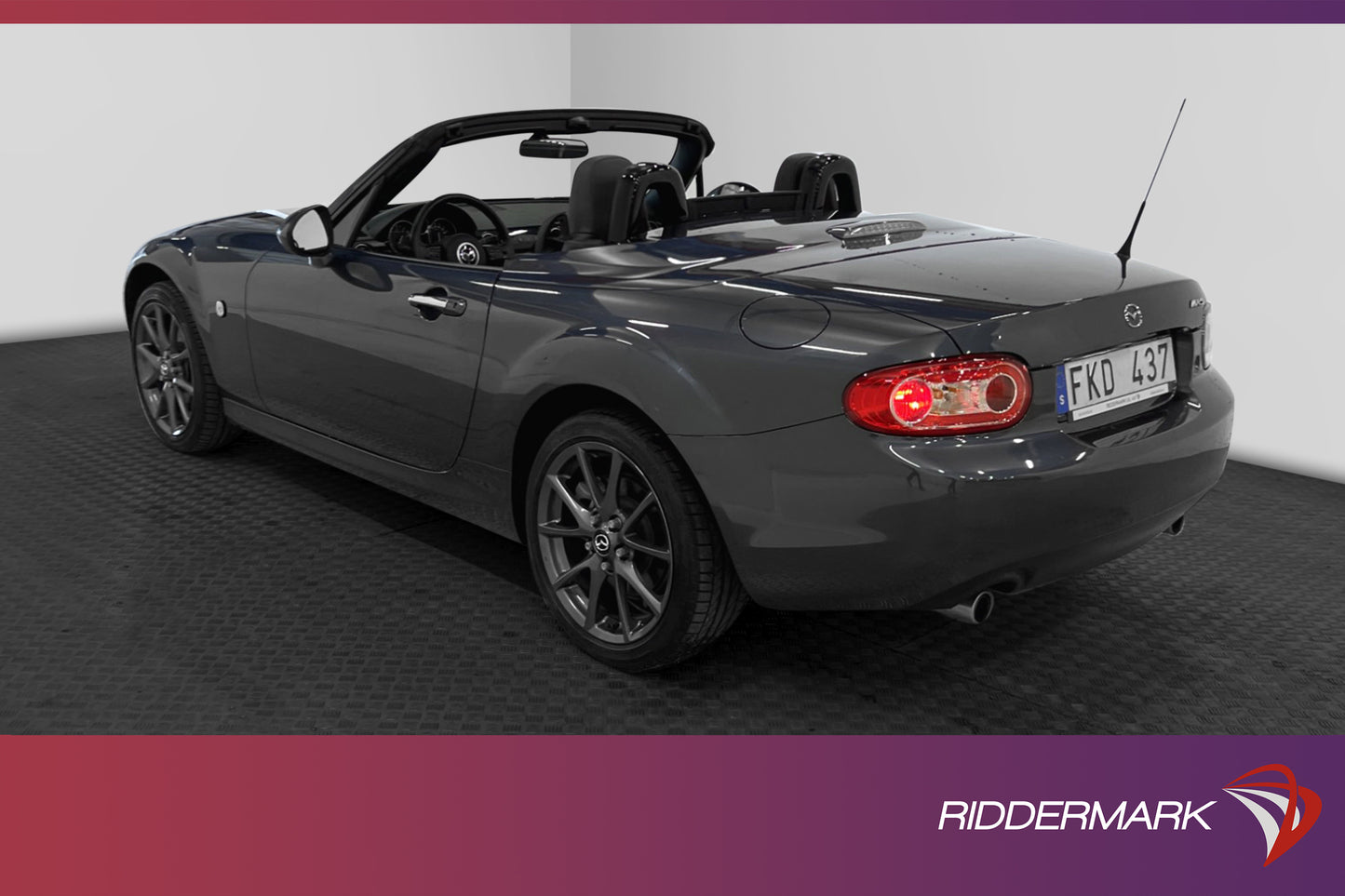 Mazda MX-5 Roadster Coupe 1.8 126hk Navigator Helskinn