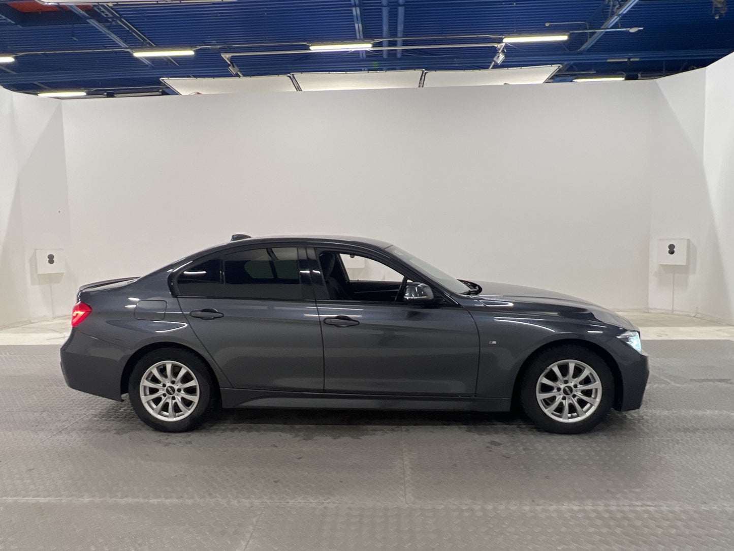 BMW 320d Sedan M Sport Shadow Line HiFi PDC Rattvärme 190hk