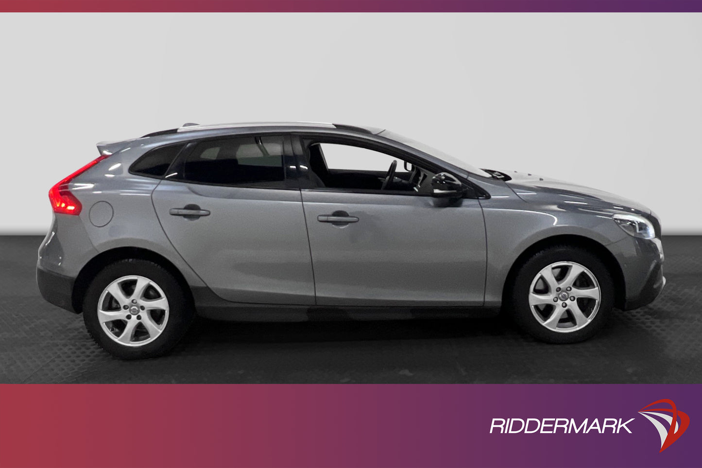 Volvo V40 Cross Country T4 AWD Summum Pano Skinn Navi