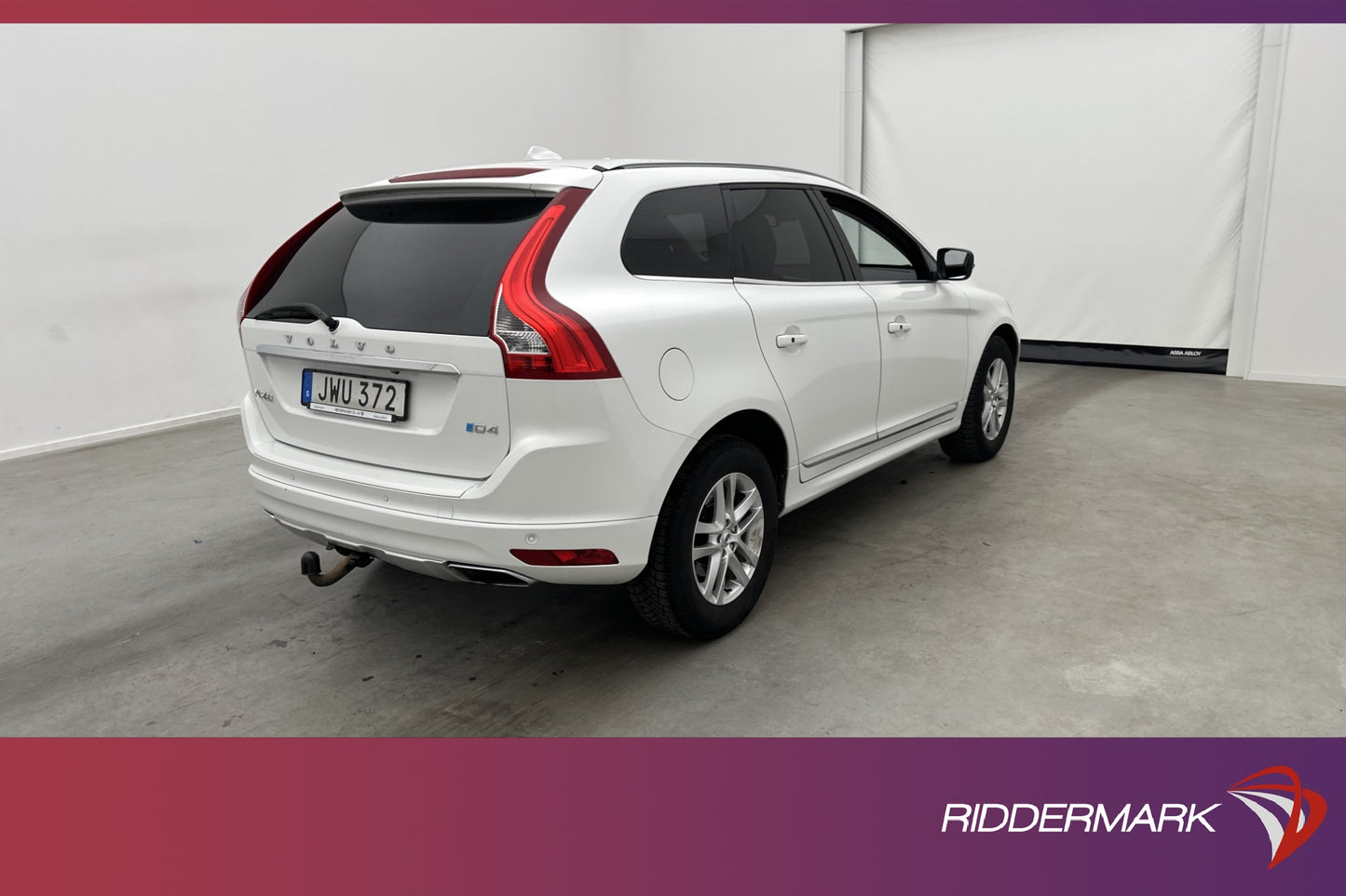 Volvo XC60 D4 Summum VOC Värmare Pano Skinn Kamera Navi Drag