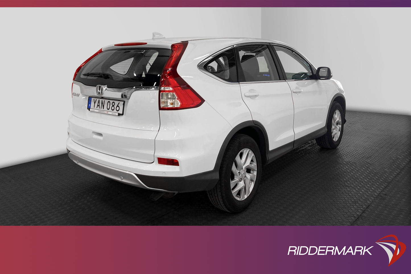 Honda CR-V 1.6 i-DTEC 4WD 160hk Värmare Kamera PDC Välservad