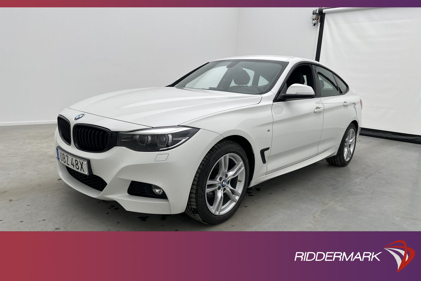 BMW 320 i xDrive Gran Turismo M Sport Navi Skinn Drag