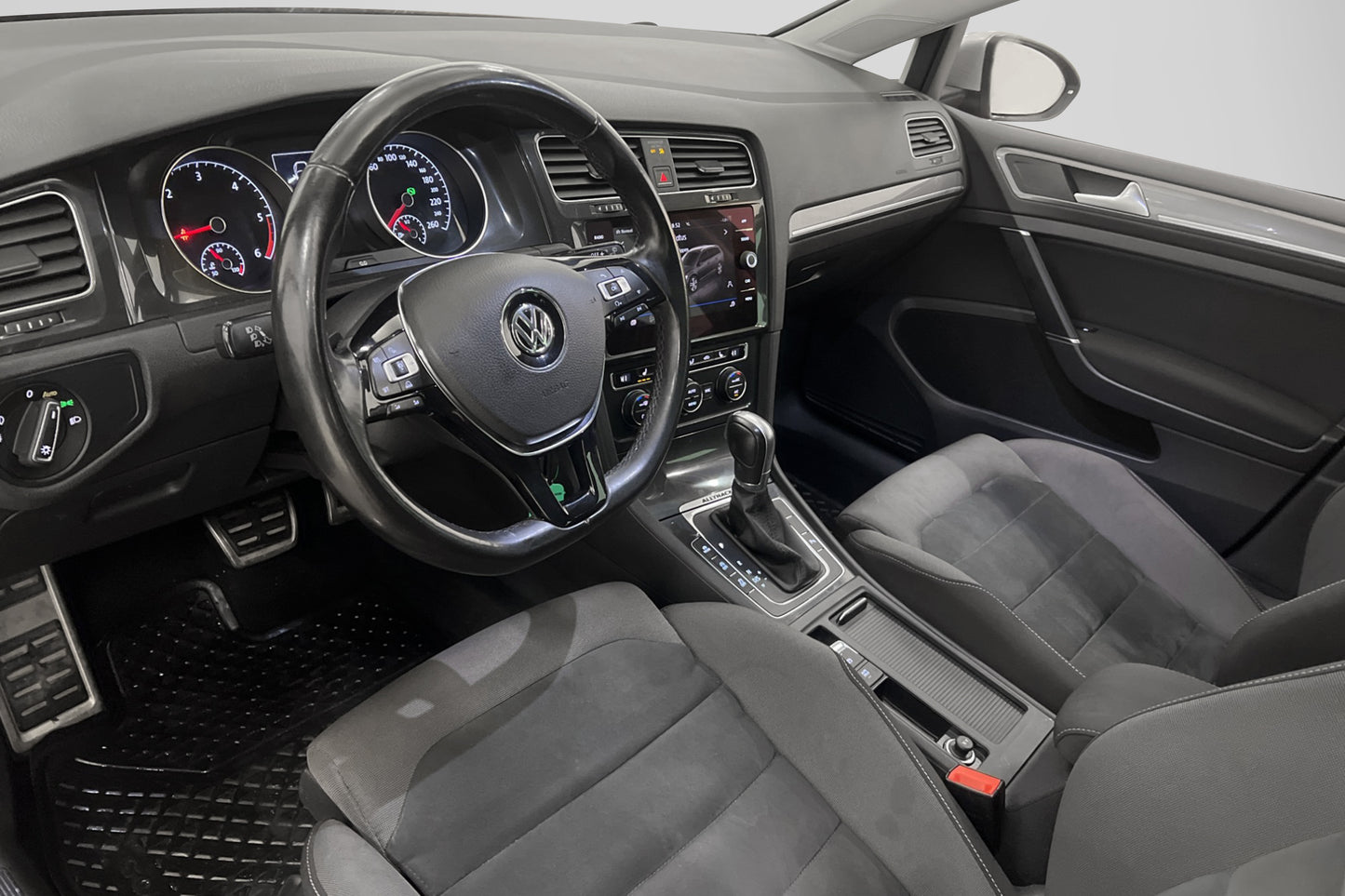 Volkswagen Golf Alltrack 4M 184hk Pluspaket Värm Drag Kamera