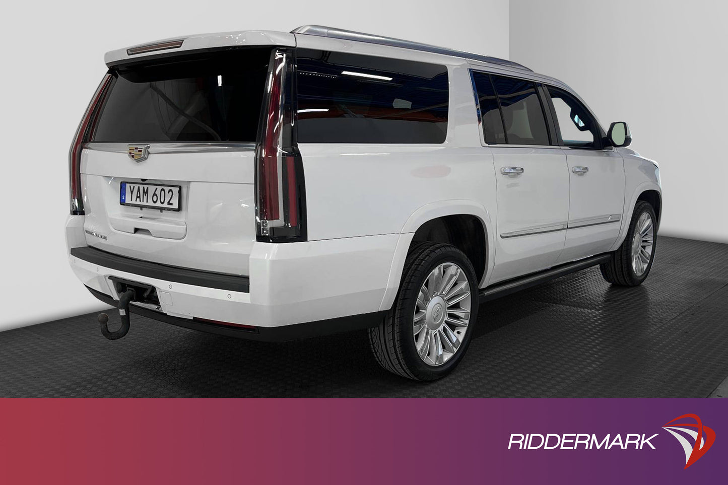 Cadillac Escalade ESV Platinum 426hk 7-Sits Taklucka HUD