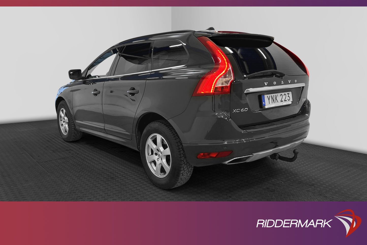 Volvo XC60 D4 AWD Classic Momentum D-värm VOC Drag BLIS