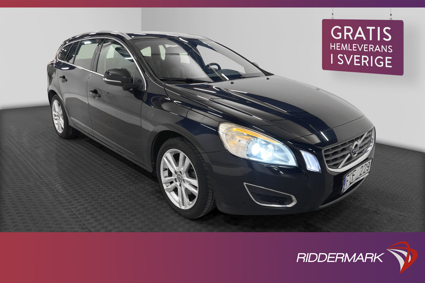 Volvo V60 D2 115hk Summum D-värm Drag Skinn BLIS PDC