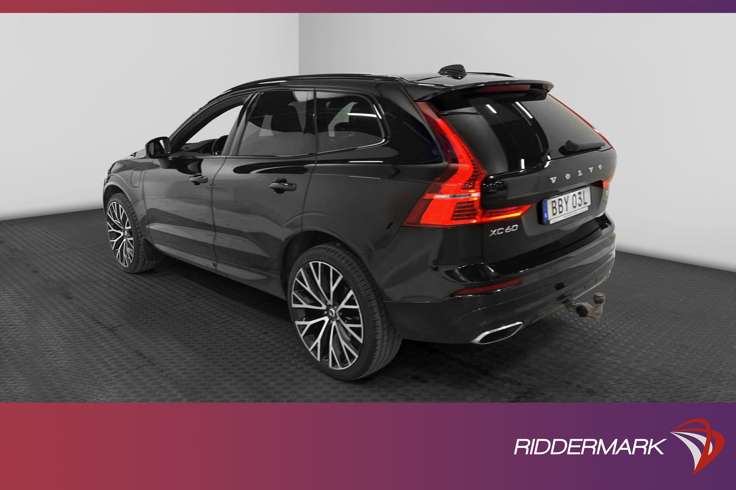 Volvo XC60 T8 TwEn AWD 392hk R-Design B&W Drag Pano MOMS